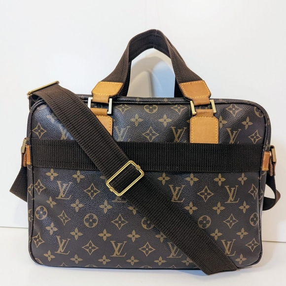 Authentic Louis Vuitton Sac Bosphore monogram Business Bag - Picture 4 of 13